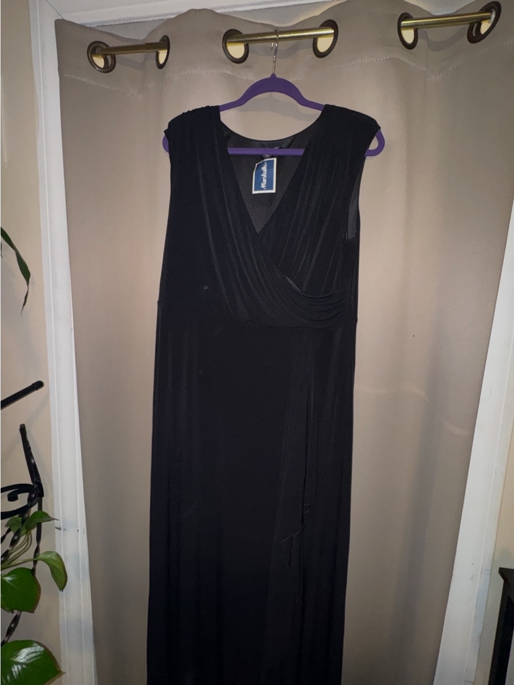 AGB Black Sleeveless V-Neck Maxi Dress